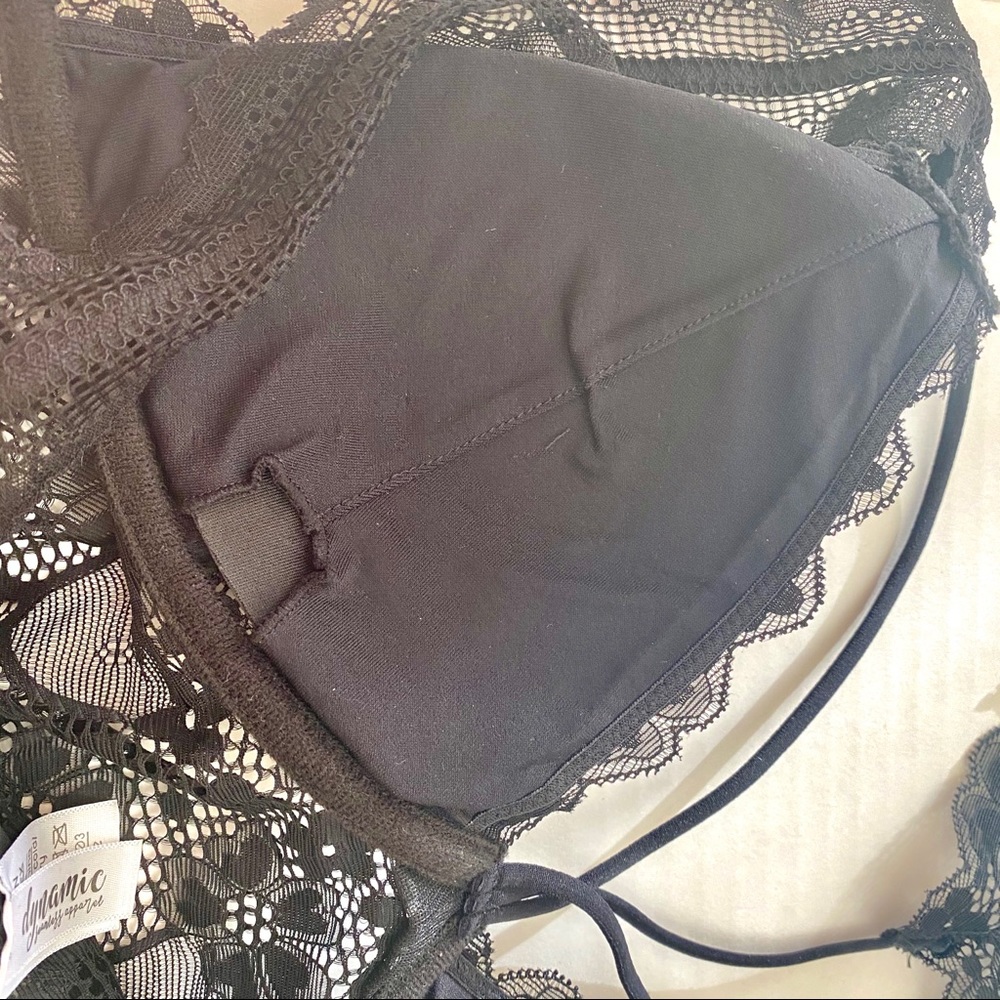 High Neck Bralette by Dynamic Seamless Apparels - Picture 9 of 16